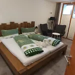 Zugspitzchalets Alpesi faház